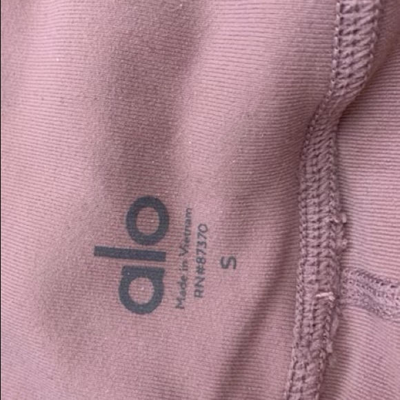 SOLD || Alo Yoga Goddess Leggings in Smoky Quartz - S - Picture 5 of 7